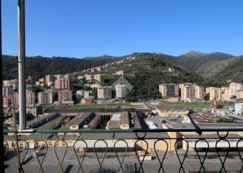 Two-room apartment Via Terpi, Genova (neighborhood Montesignano) - photo 10