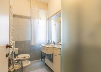 Four-room apartment Via Giardini 511, Modena (neighborhood Buon Pastore - Parco Amendola) - photo 2