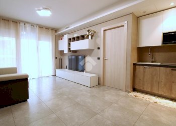 Three-room apartment Via Santa Maria, Bareggio - photo 3