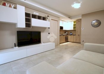 Three-room apartment Via Santa Maria, Bareggio - photo 6