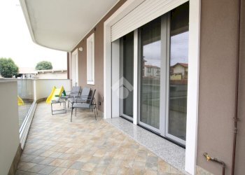 Three-room apartment Via Santa Maria, Bareggio - photo 8