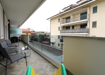 Three-room apartment Via Santa Maria, Bareggio - photo 9