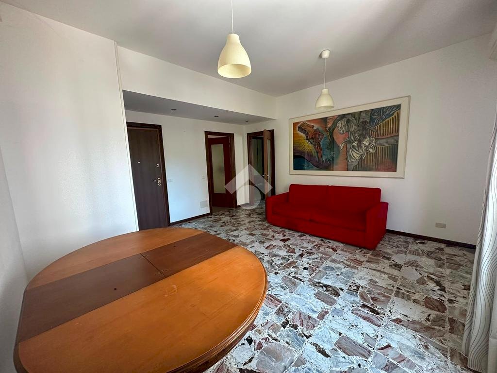 Three-room apartment Via Trieste, San Donato Milanese - photo 2
