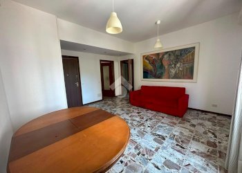 Three-room apartment Via Trieste, San Donato Milanese - photo 2