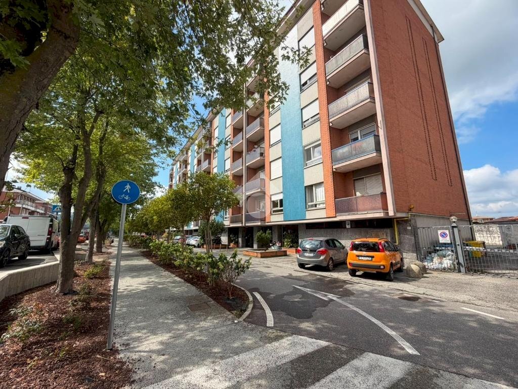 Four-room apartment Viale po, Crescentino - photo 1