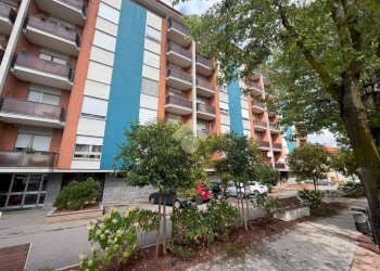 Four-room apartment Viale po, Crescentino - photo 4