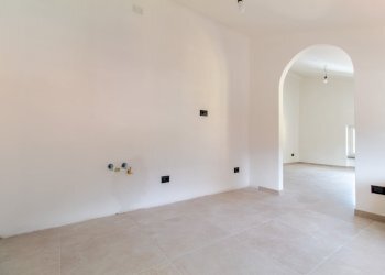 Cucina - Trilocale via Saint Martin de Corleans, 183, Aosta - foto 7
