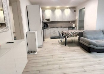 Trilocale Via Ferrarese 156, Bologna (zona Corticella) - foto 1