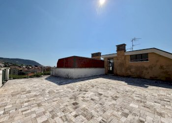 Foto 1 - Quadrilocale Via Crispi, Pietra Ligure - foto 1