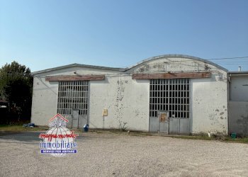 Foto 8 - Warehouse VIA GIRALDI
1, Cento - photo 8