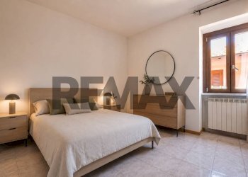 Camera / camera da letto - Bilocale Via Foscarini
47, Arcisate - foto 9