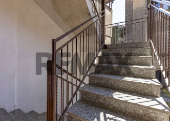 Scale - Semi-detached house Via Foscarini
 
47, Arcisate - photo 10