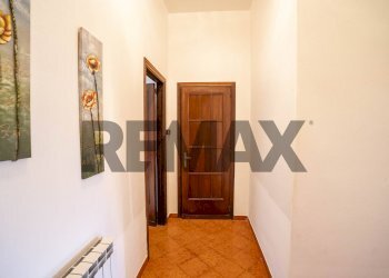 Hall / corridoio - Casa indipendente Strada 9 Praiola
 
14, Riposto - foto 13