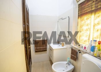 Bagno - Casa indipendente Strada 9 Praiola
 
14, Riposto - foto 21