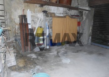 Dispensa di stoccaggio - Independent house Via Serro
 
39, Cesarò - photo 22