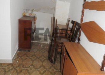Sala da pranzo - Independent house Via Serro
 
39, Cesarò - photo 25