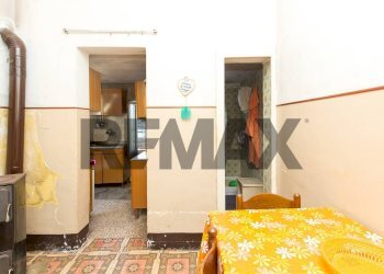 Sala da pranzo - Casa semi indipendente Strada 5
 
6, Riposto - foto 19