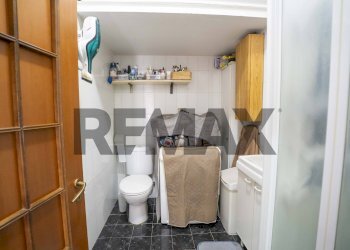 Bagno - Four-room apartment Via Giuseppe Verdi
 
1, Valverde - photo 16