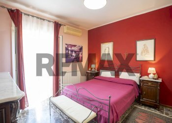 Camera / camera da letto - Four-room apartment Via Giuseppe Verdi
 
1, Valverde - photo 19