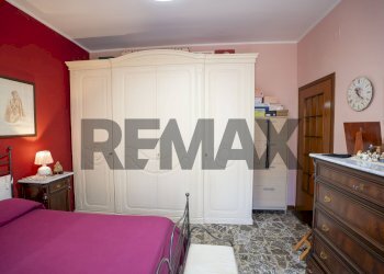 Camera / camera da letto - Four-room apartment Via Giuseppe Verdi
 
1, Valverde - photo 21