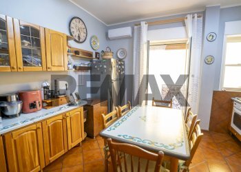 Cucina - Four-room apartment Via Giuseppe Verdi
 
1, Valverde - photo 22