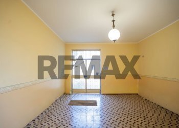 Stanza vuota - Four-room apartment Via Giuseppe Verdi
 
1, Valverde - photo 31