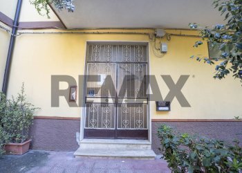Casa all\'aperto - Four-room apartment Via Giuseppe Verdi
 
1, Valverde - photo 33