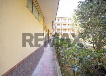 Balcone - Four-room apartment Via Giuseppe Verdi
 
1, Valverde - photo 35