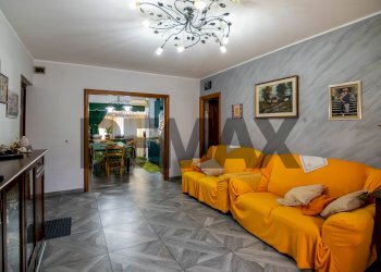 Soggiorno - Quadrilocale Viale Bummacaro
 
14, Catania - foto 2