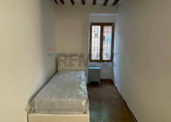 Camera / camera da letto - Three-room apartment Via Fabretti
55, Perugia - photo 2