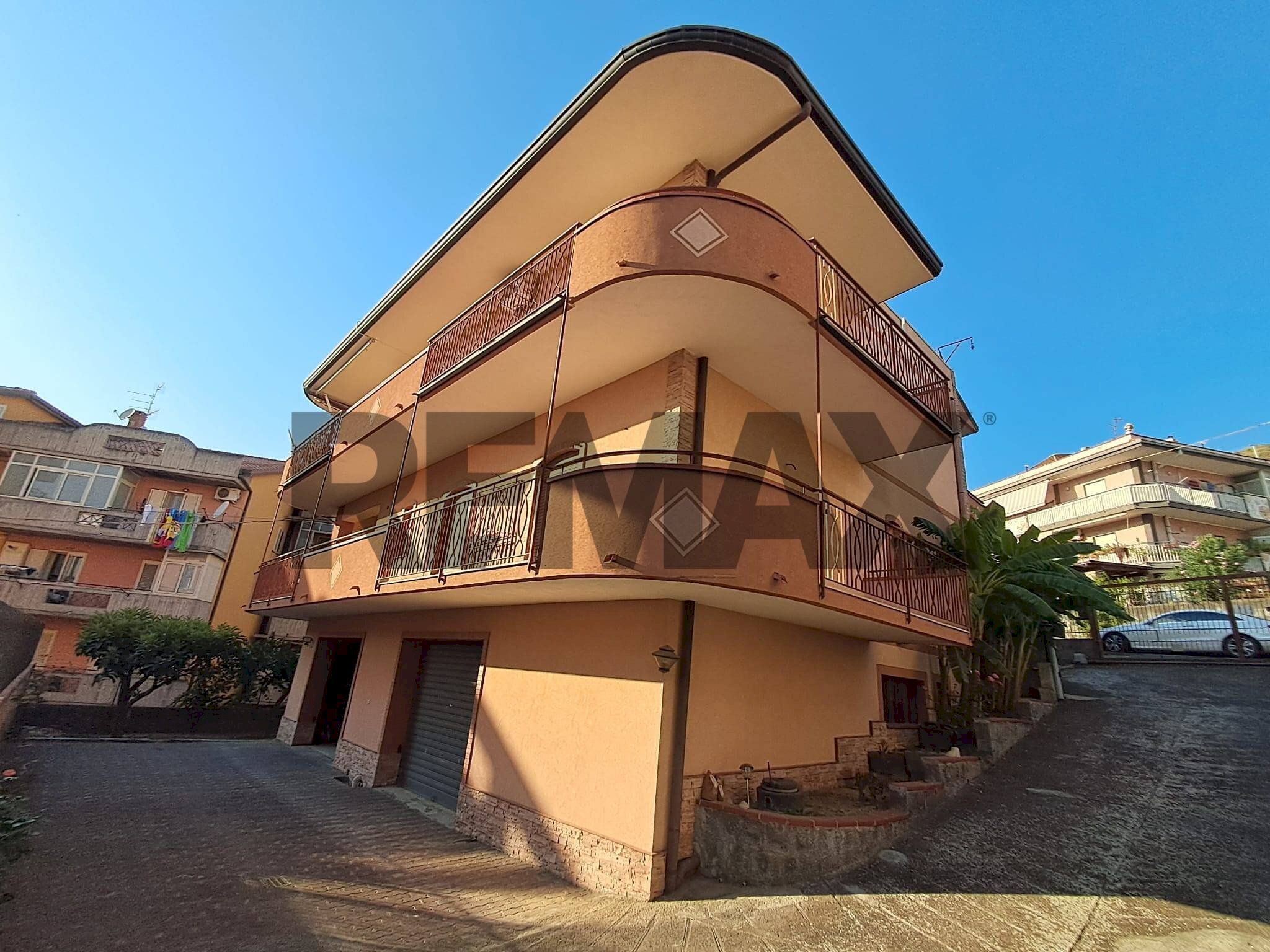 Edificio all\'aperto - Casa semi indipendente Via Regina Margherita
155, Gaggi - foto 2