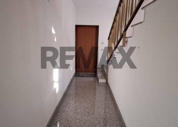 Hall / corridoio - Semi-detached house Via Regina Margherita
 
155, Gaggi - photo 22