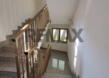 Scale - Semi-detached house Via Regina Margherita
 
155, Gaggi - photo 41