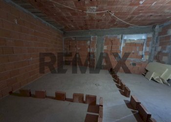 Parcheggio - Semi-detached house Via Regina Margherita
 
155, Gaggi - photo 42