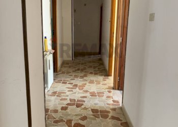 Hall / corridoio - Apartment Via San Giovanni Bosco
 
86, Caltanissetta - photo 5