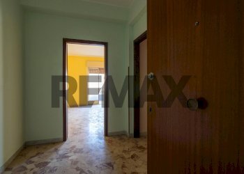 Hall / corridoio - Apartment Via Pentapoli
 
9, Priolo Gargallo - photo 4