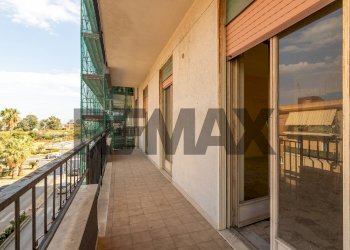 Balcone - Apartment Via Pentapoli
 
9, Priolo Gargallo - photo 8