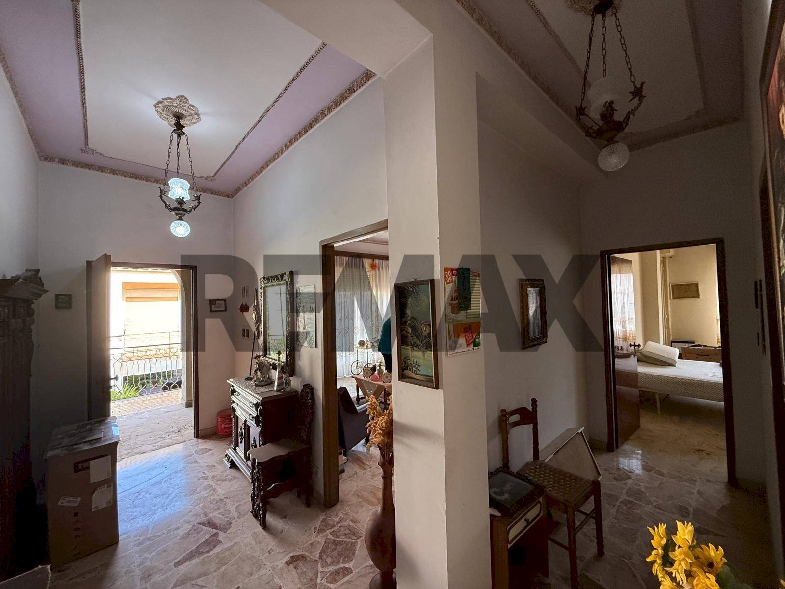 Hall / corridoio - Villa Via Taro
12, Priolo Gargallo - photo 3