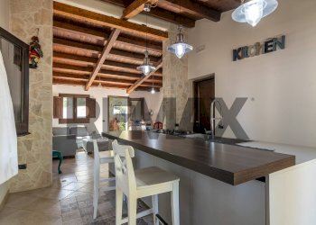 Cucina - Villa Via per Canicattini
 
29, Siracusa - photo 8