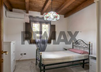Camera / camera da letto - Villa Via per Canicattini
 
29, Siracusa - photo 24