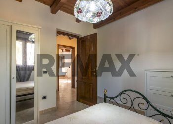 Camera / camera da letto - Villa Via per Canicattini
 
29, Siracusa - photo 25