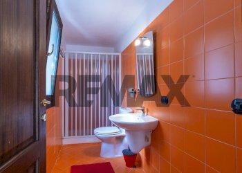 Bagno - Villa Via per Canicattini
 
29, Siracusa - photo 29