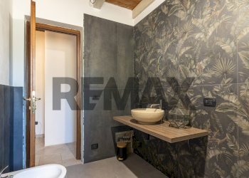 Bagno - Villa Via per Canicattini
 
29, Siracusa - photo 34