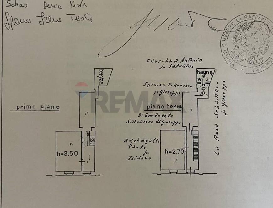 Pianta 2D - Four-room apartment Via Martiri delle Ardeatine
 
15, Solarino - floor plans 1