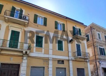 Edificio all\'aperto - Negozio ADRIATICA
 
274, Francavilla al Mare - foto 1
