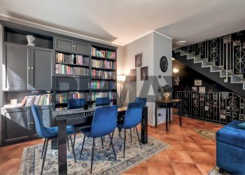 Sala da pranzo - Villa Strada Vicinale della Carlina
 
17A, Novara - photo 7