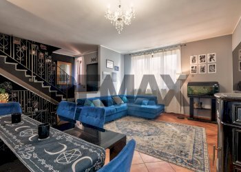 Sala da pranzo - Villa Strada Vicinale della Carlina
 
17A, Novara - photo 12