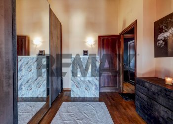 Hall / corridoio - Villa Strada Vicinale della Carlina
 
17A, Novara - photo 36
