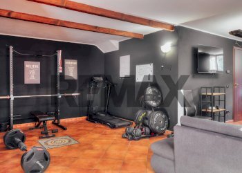 Palestra - Villa Strada Vicinale della Carlina
 
17A, Novara - photo 40