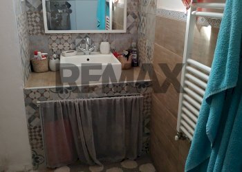 Bagno - Two-room apartment Via Pollaioli
 
103, Pavia - photo 18